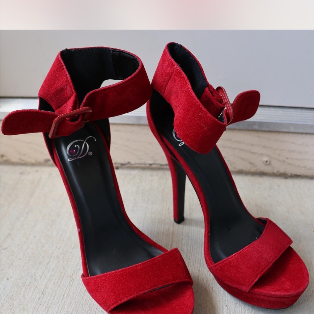 Chic Red Suede High Heel Sandals